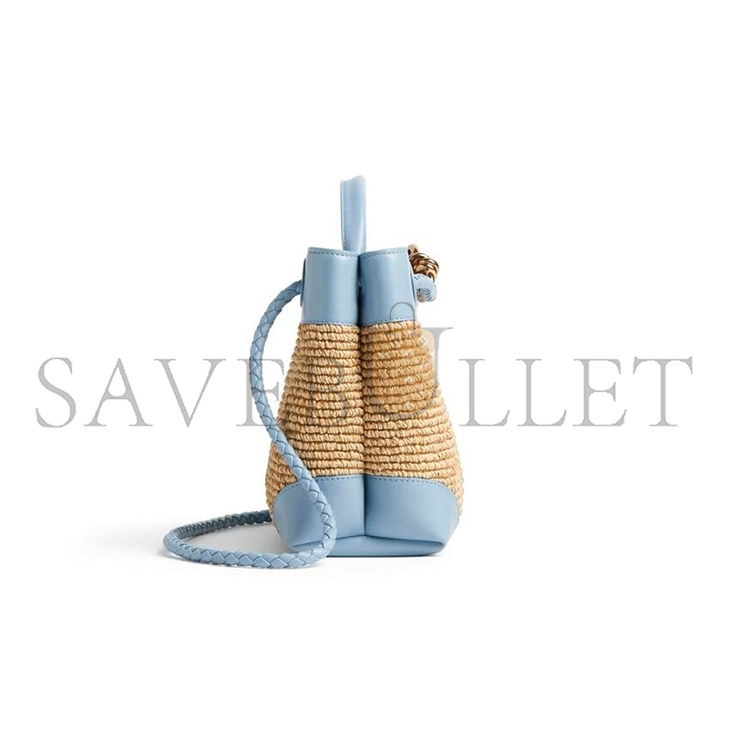 BOTTEGA VENETA SMALL ANDIAMO 827478 (25*22*10.5cm)